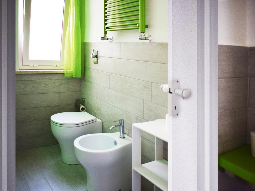 Shower Shows Марсала Экстерьер фото